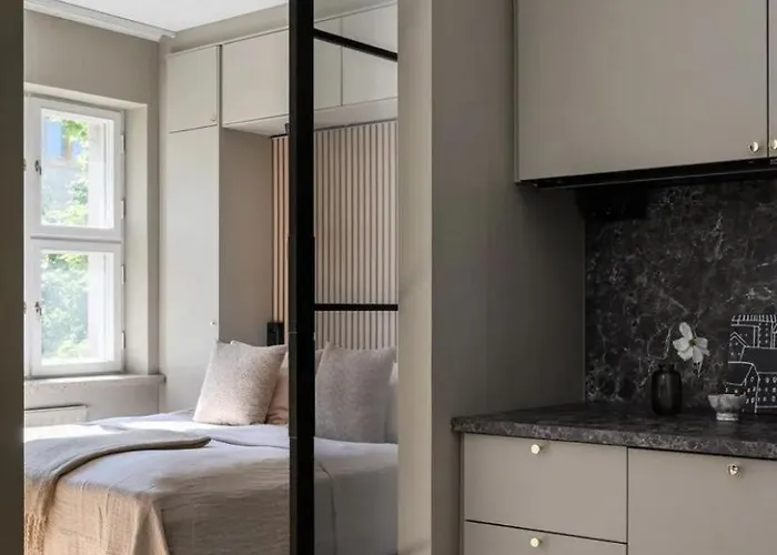 Modernin Kaksio Keskustassa Autopaikalla