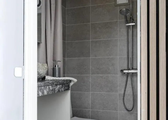 Modernin Kaksio Keskustassa Autopaikalla * Oulu